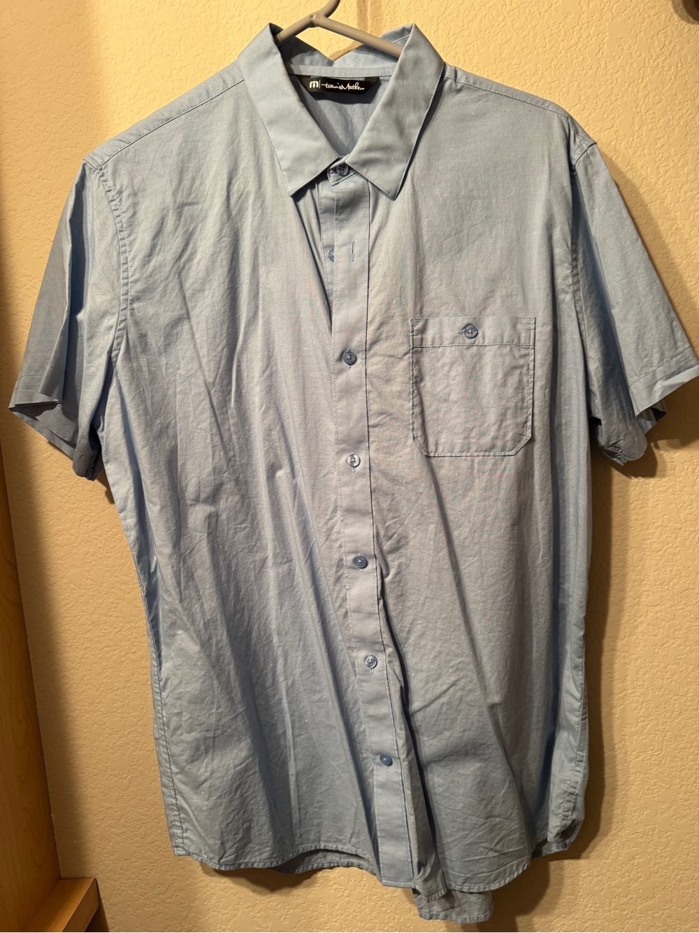 Travis Mathew Light Blue Short-Sleeve Button-Up Shirt - Large